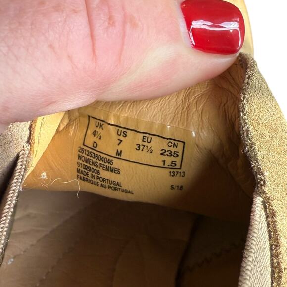 Clarks Women's Demi Beat Tan Suede Chelsea Slip On Ankle Bootie - Size 7 - Picture 9 of 10